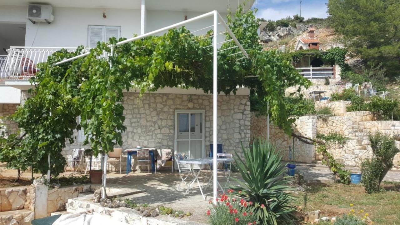 Apartments By The Sea Sevid, Trogir - 16897 มารีนา ภายนอก รูปภาพ