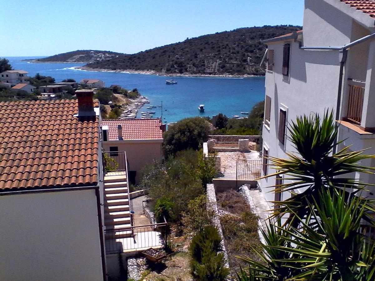 Apartments By The Sea Sevid, Trogir - 16897 มารีนา ภายนอก รูปภาพ